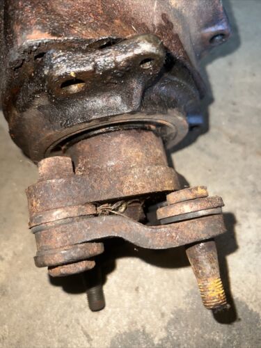 Farmall Super M SM IH tractor transmission housing input drive gear assembly