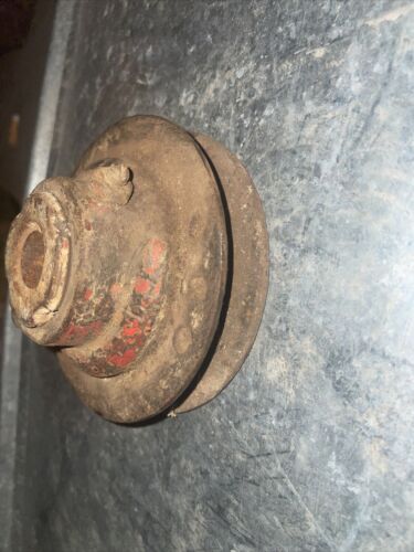 Farmall IH H M Generator Pulley 6746-D