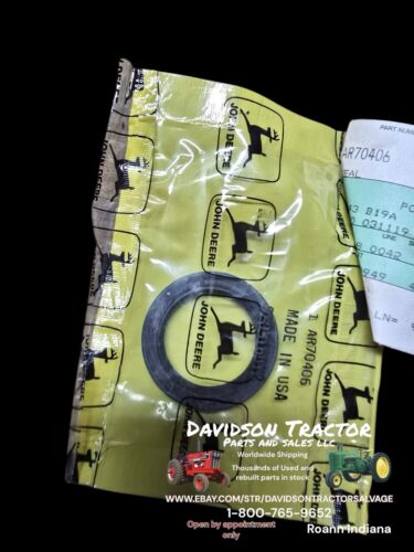 Genuine John Deere AR70406 New Old Stock SEAL