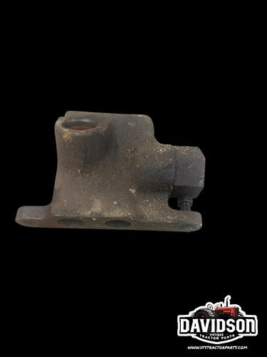 JOHN DEERE R50384 OIL COOLER BY PASS HOUSING 404 466 6404 6466