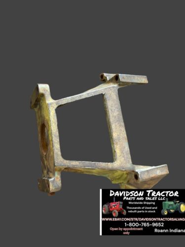 JOHN DEERE 4010 3010 4020 3020 5010 HYDRAULIC PUMP SUPPORT R27480R R34358 R46774