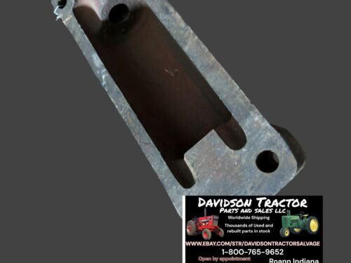 JOHN DEERE B2780R  CLUTCH FORK HOLDER HOUSING ANTIQUE TRACTOR