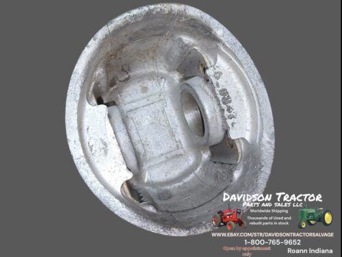 R51451 Genuine John Deere New Old Stock Piston