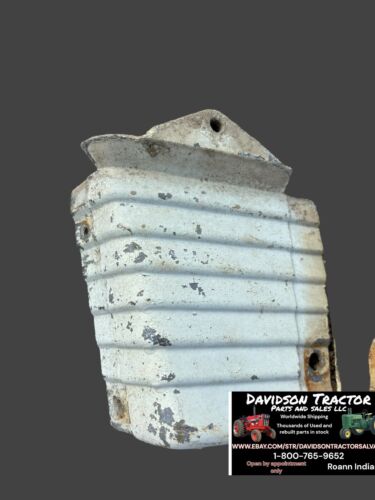 International 460 Utility Dash Corners Pair Antique Tractor