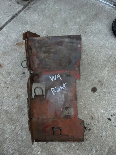 IHC Mcormick W9 Gas Right foot platform W9 International Antique tractor