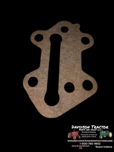 T12456T John Deere NOS Engine Oil Filter Base Gasket For 1010, 2010