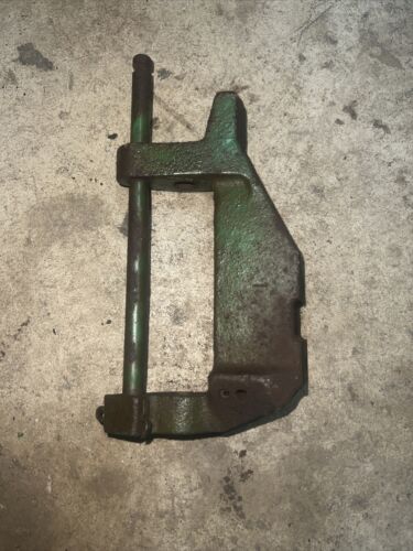 T10906T, M1061T, AM492T John Deere Throttle Control Bracket For M, 40