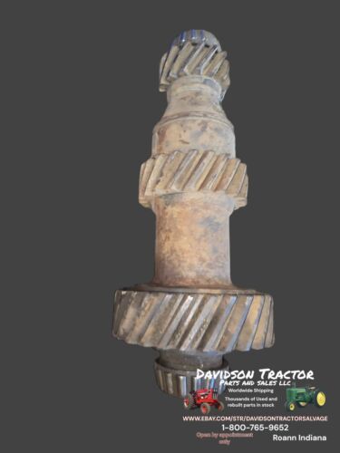 1961 John Deere 4010 Gas Tractor Transmission Gear Shaft R26581R