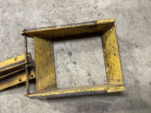 IHC Farmall Cub Low Boy Seat Mount Hinge Antique Tractor