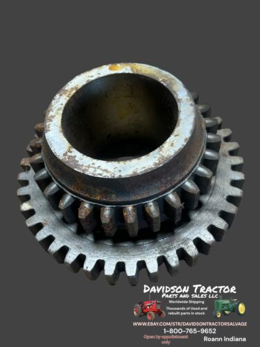 M1752T DM4268T JOHN DEERE 40 420 430 GEAR NEW OLD STOCK GENUINE JOHN DEERE
