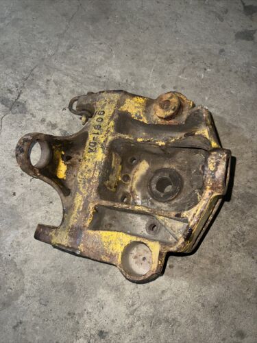 Farmall A Front Bolster Housing 9061-DA Antique Tractor