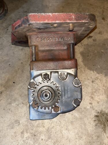 Farmall International Hydraulic Pump With Mounting Flange  387348R1, 382753R1
