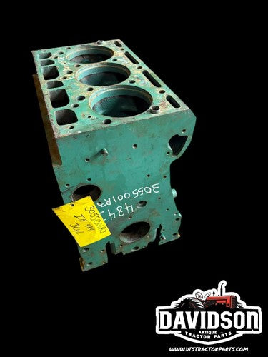 IH INTERNATIONAL 484 DIESEL BLOCK D179 GOOD USED BLOCK 3055001R3