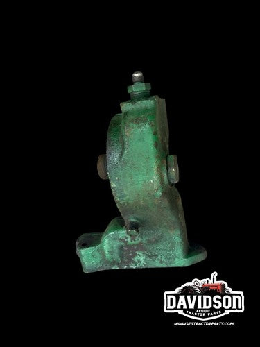 Oil Filter Housing Body AR76582 John Deere Tractor R62110 R50382 R54561 R59483