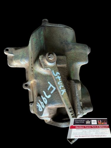 JOHN DEERE F799R GOVERNOR HOUSING G TRACTOR