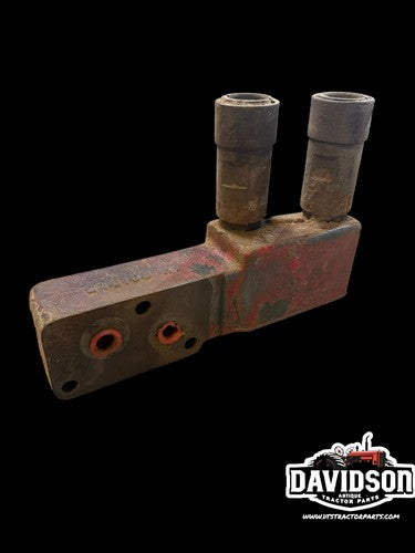 IH Farmall 560 Hydraulic Remote Block Assembly 374454-R1