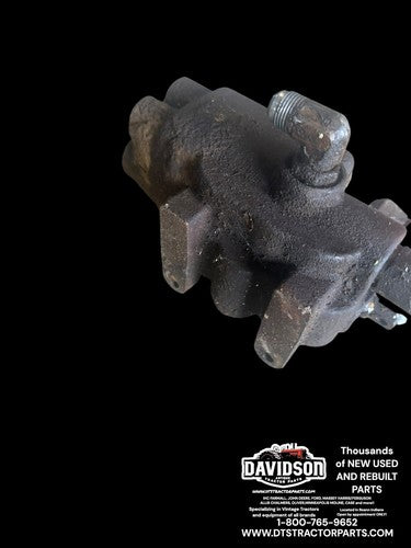 JI Case 580K Hydraulic Valve Assembly