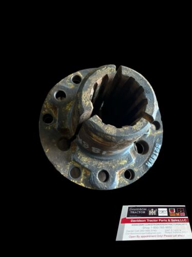 John Deere B Original 12 Spline Rear Wheel Hub & Collar B2188R Antique Tractor