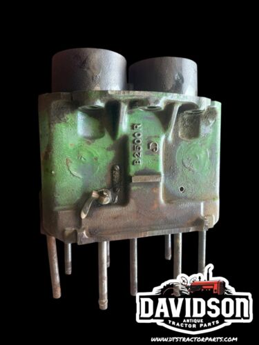 Late Styled John Deere B Cylinder Block B2500R  Antique Tractor