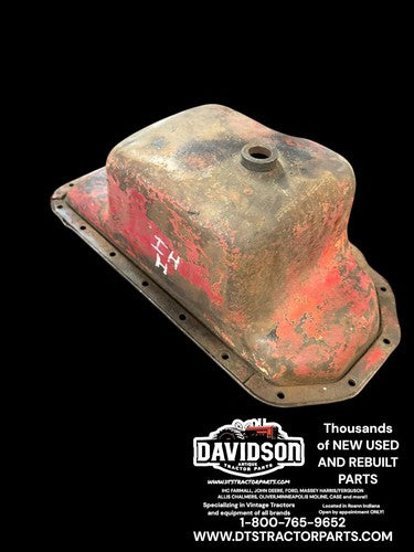 IHC Farmall H Oil Pan Antique Tractor Nice One!