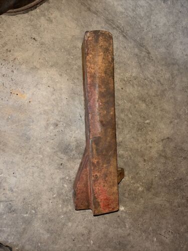 SUPPORT LATERAL LIMITER IH Farmall 706 383591-R1 Antique Tractor LEFT