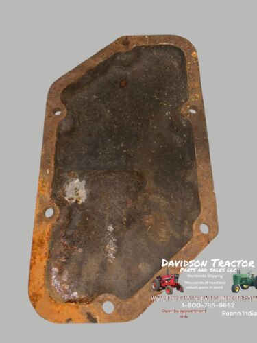USED CRANK CASE COVER FOR JOHN DEERE G TRACTOR F631R