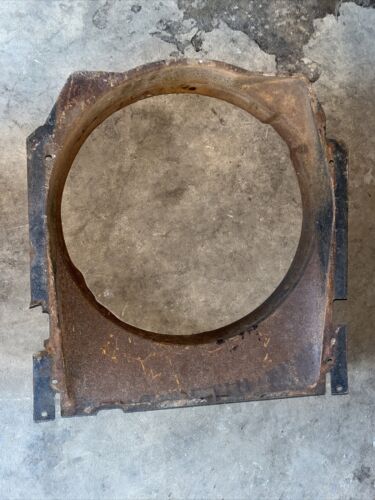 Farmall 504 diesel rowcrop tractor orignal IH radiator fan shroud