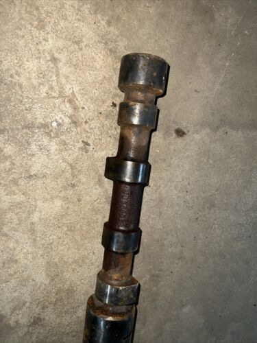 International Super M Camshaft W/O Gear 45955 D