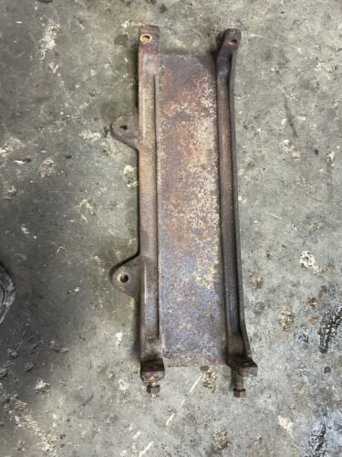 John Deere Styled B Radiator Side Casting Support B1804R