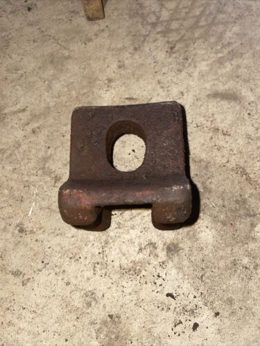 IH Farmall 56 66 86 Used Rim clamp Antique Tractor