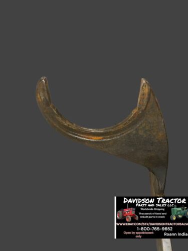 INTERNATIONAL FARMALL IH  SHIFT FORK RAIL 358884R1 360276R11 Antique Tractor