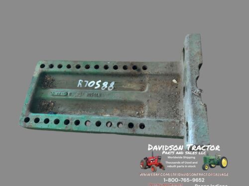 R70588 Tractor Fender Bracket Fits John Deere 2010 2030 2440 2510 2630 2640 +