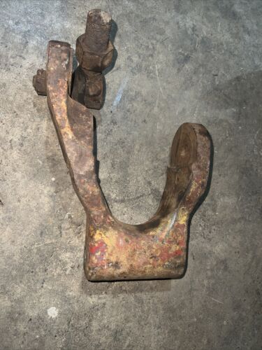 Center Steering Arm IH International 531235R1 USED