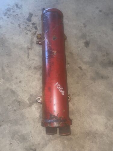 International IH 1066 tractor diesel engine motor oil cooler assembly