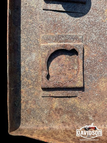 FARMALL M, Super M BATTERY BOX LID USED ORIGINAL