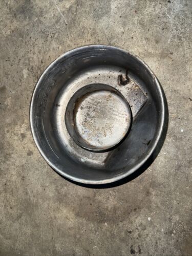 John Deere Air Cleaner Bowl
