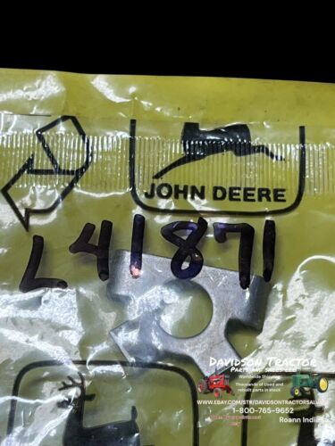 Genuine John Deere L41871 Clip New Old Stock