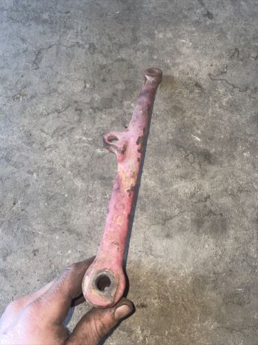 1951 IH Farmall M Hydraulic Pump Valve Control Arm 5044EB Antique Tractor