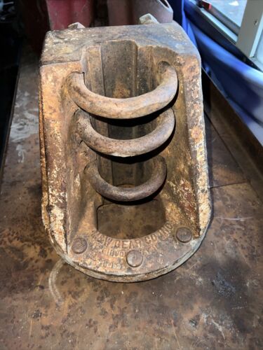 International Farmall 806 IH tractor ORIGNAL M&W 9 bolt 2 7/8 axle hub 3 U bolts