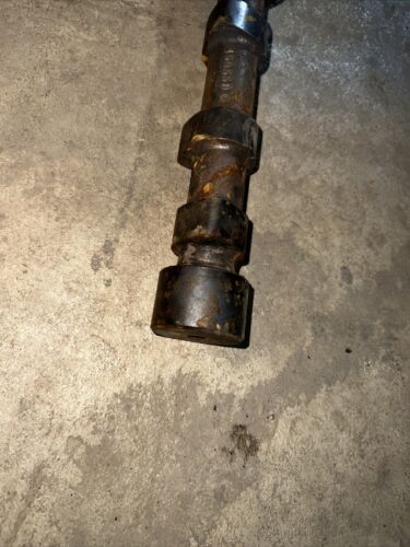 International Super M Camshaft W/O Gear 45955 D