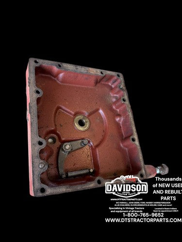 1970 Farmall IH 826 Tractor Transmission Shift Cover Plate 399045