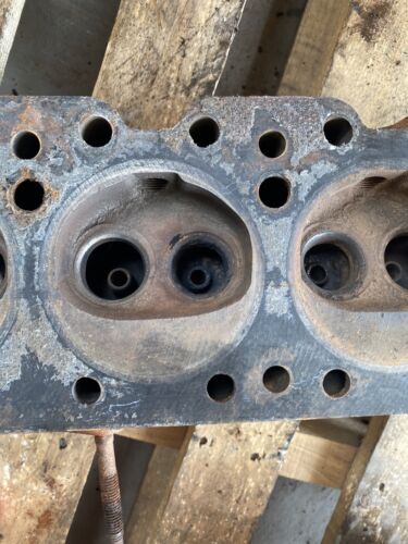 Original Vintage Allis Chalmers B C Tractor Engine Head GOOD MAGGED