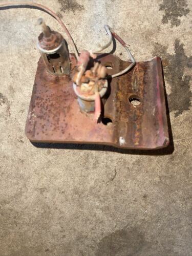 Farmall M MV H SH HV Early SM tractor shutter crank holder & mounting bracket