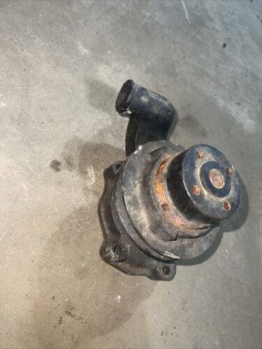 IH INTERNATIONAL BC144 BD154 276 354 364 434 444 B414 Water Pump 703820R94
