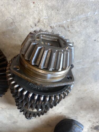 Farmall SM MTA tractor IH lower gears pinion shaft ring gear assembly & bearing