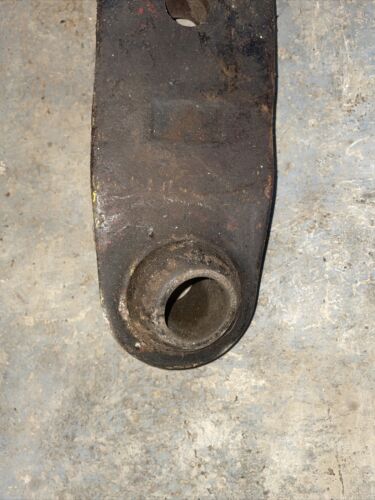International Harvester 403018R1 3 Point hitch arms