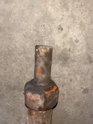 B.F. AVERY HYDRAULIC CYLINDER ANTIQUE TRACTOR