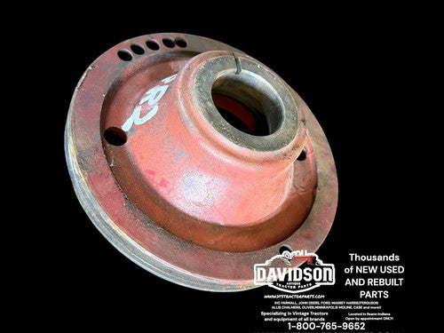 International 574 D239 Engine Crankshaft Pulley  3138838R2 Antique Tractor