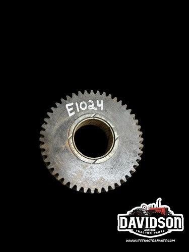 1964 Oliver 550 Lo Range Drive Gear 1E1024 25T  47T   Tractor