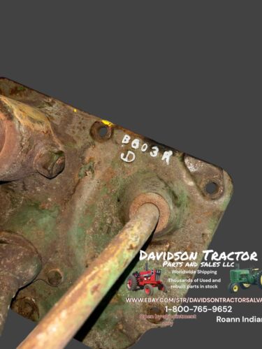 USED JOHN DEERE B TRACTOR TRANS SHIFTER/HOUSING COVER  B603R AB520R